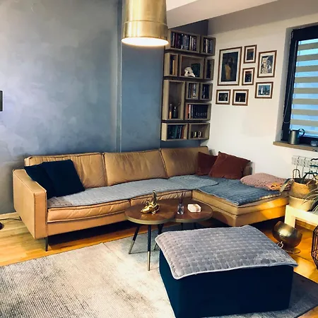 Daire View Gem-free Parking & 100mbps Wifi Üsküp