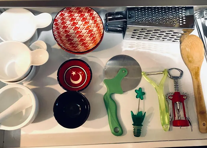 View Gem-free Parking & 100mbps Wifi