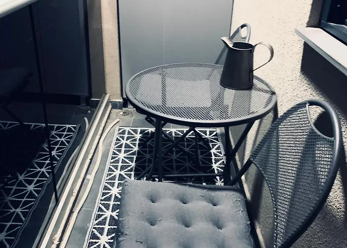 View Gem-free Parking & 100mbps Wifi 아파트